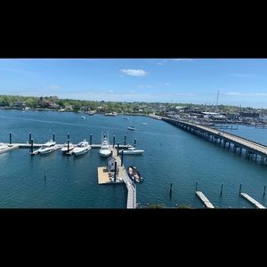 Meet your Posher, Juliana